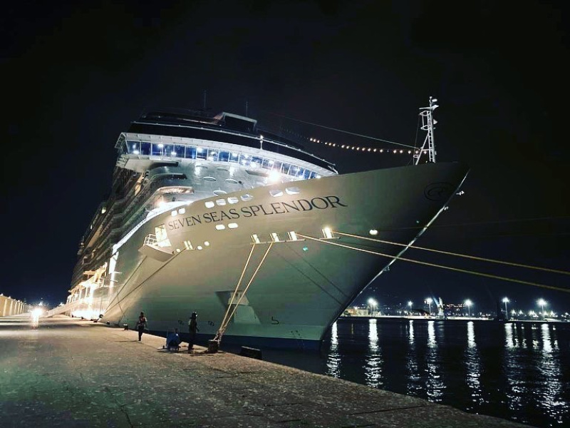 Llega al Puerto de Motril el segundo crucero de los seis programados para - Noticia Puerto de Motril